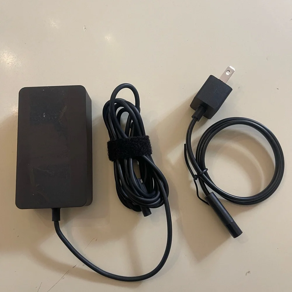 Microsoft Surface Charger 65W Surface Pro Laptop Charger Pro 11,10,9,8,7,7+6,5,4